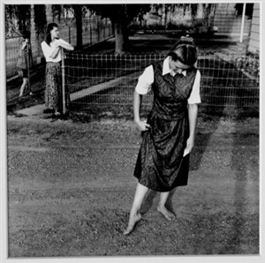 Image description is not available for 2000.005